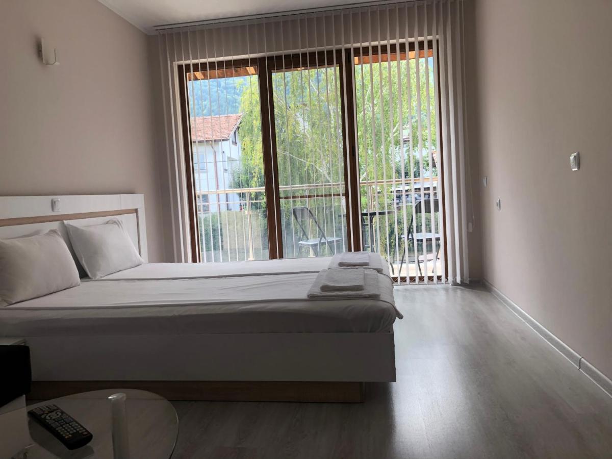Guest House Rest ساباريفا بانيا المظهر الخارجي الصورة